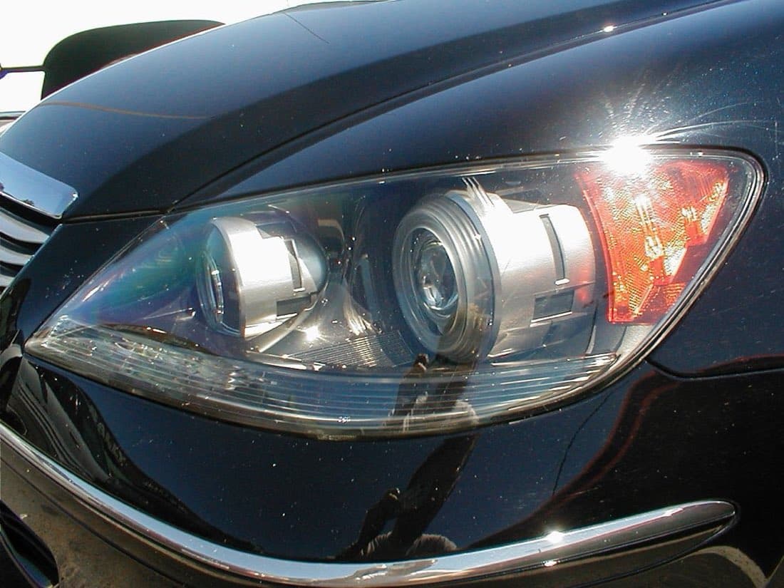 Maska przednia — Renault Megane IV, czarna perła TEC69 — zdjęcie ilustracyjne 1